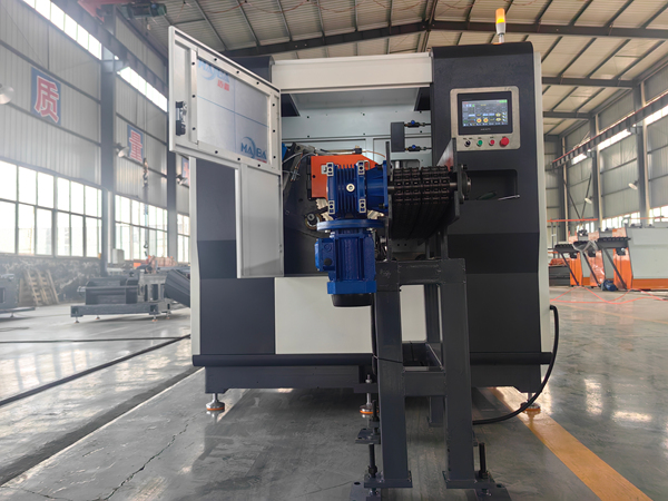 全自動精密圓鋸機